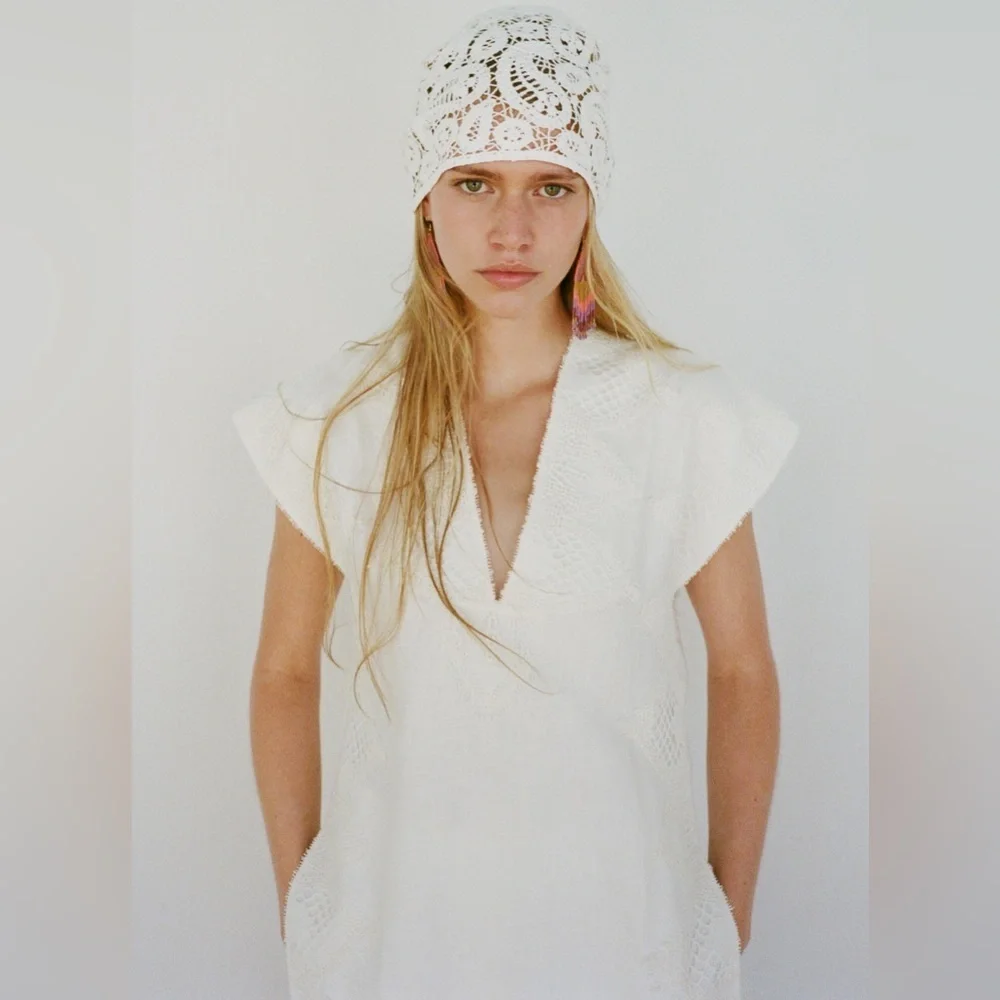 LACE TRIM LINEN TOP & PANTS LIMITED EDITION SIZE‎ L- REF. 7953/936 & 3239/936